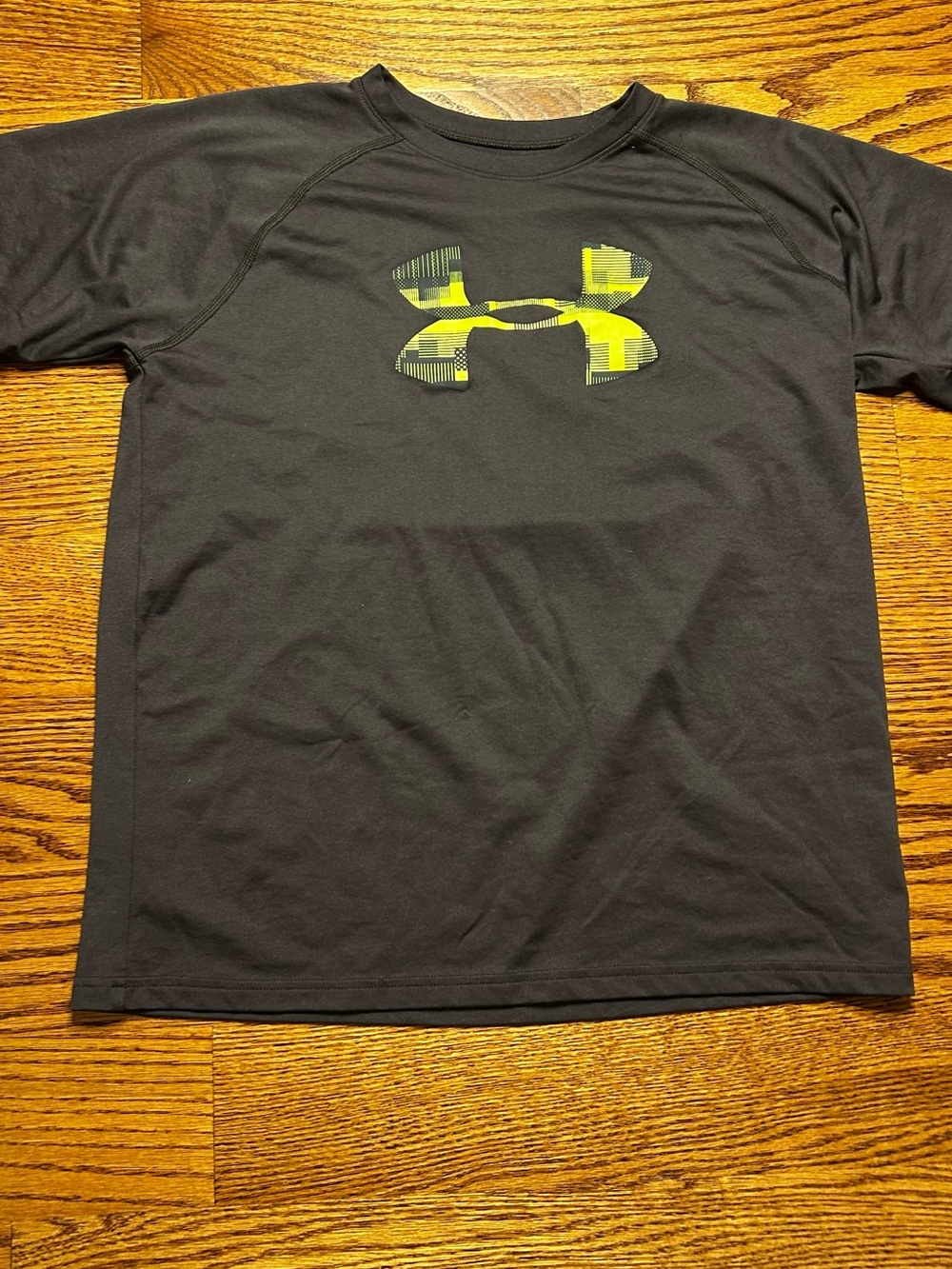 Under Armour Black Short-Sleeve Tee with Yellow Logo
